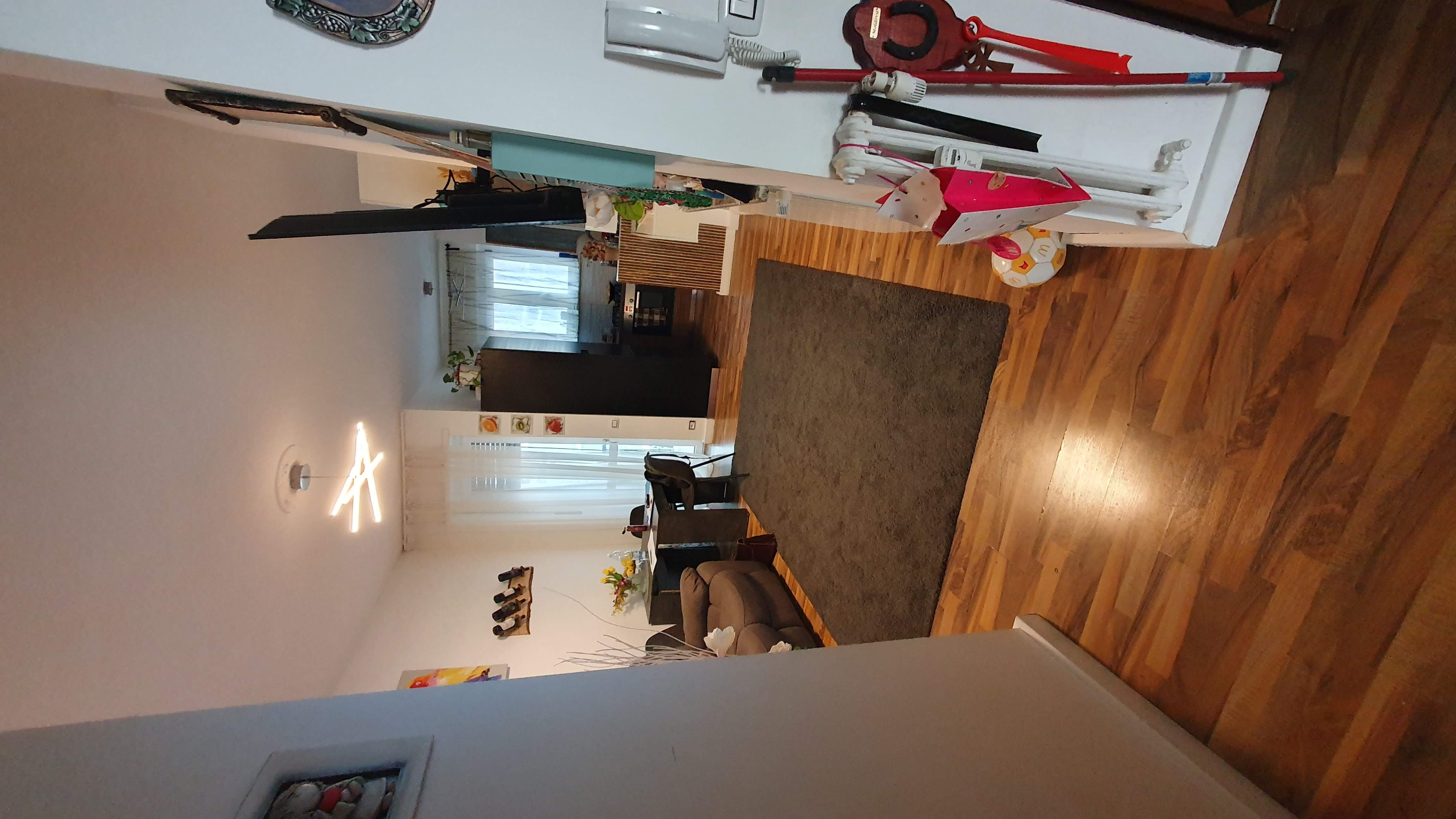 Immagine 6 di Appartamento in vendita  198 a Torino