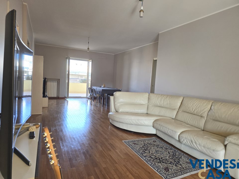 Immagine 2 di Appartamento in vendita  67 a Valenzano