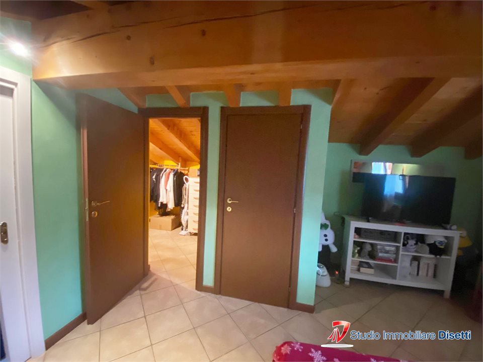 Immagine 10 di Appartamento in vendita  6 a Ossimo