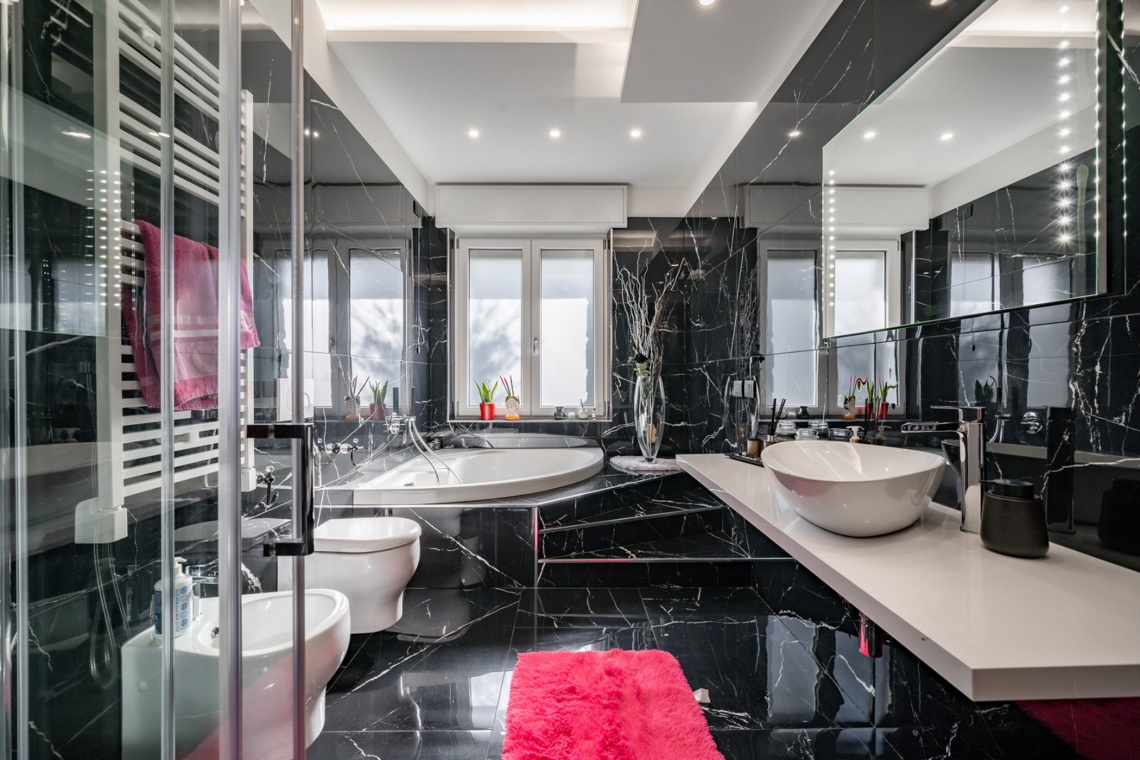 Immagine 8 di Appartamento in vendita  17/2 a Mandello Del Lario