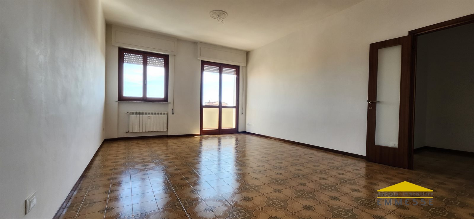 Immagine 5 di Appartamento in vendita  a Carrara