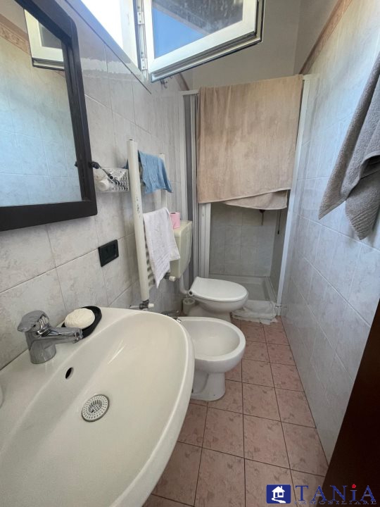 Immagine 9 di Appartamento in vendita  23 a Carrara