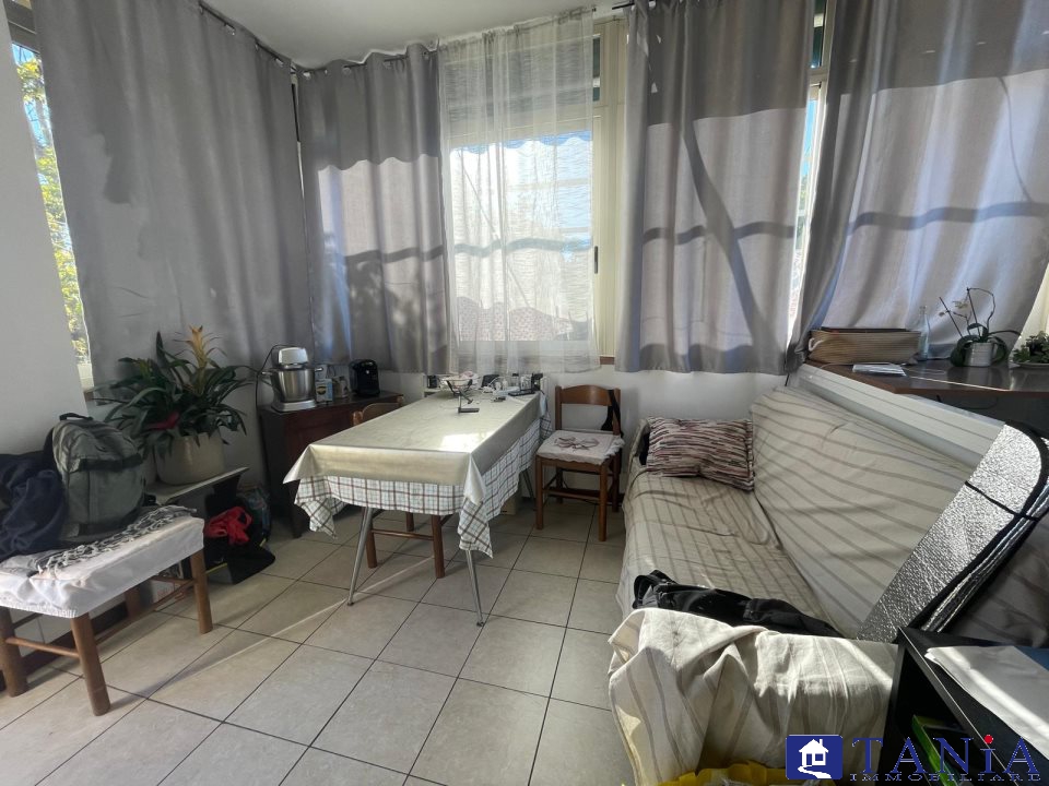 Immagine 2 di Appartamento in vendita  23 a Carrara