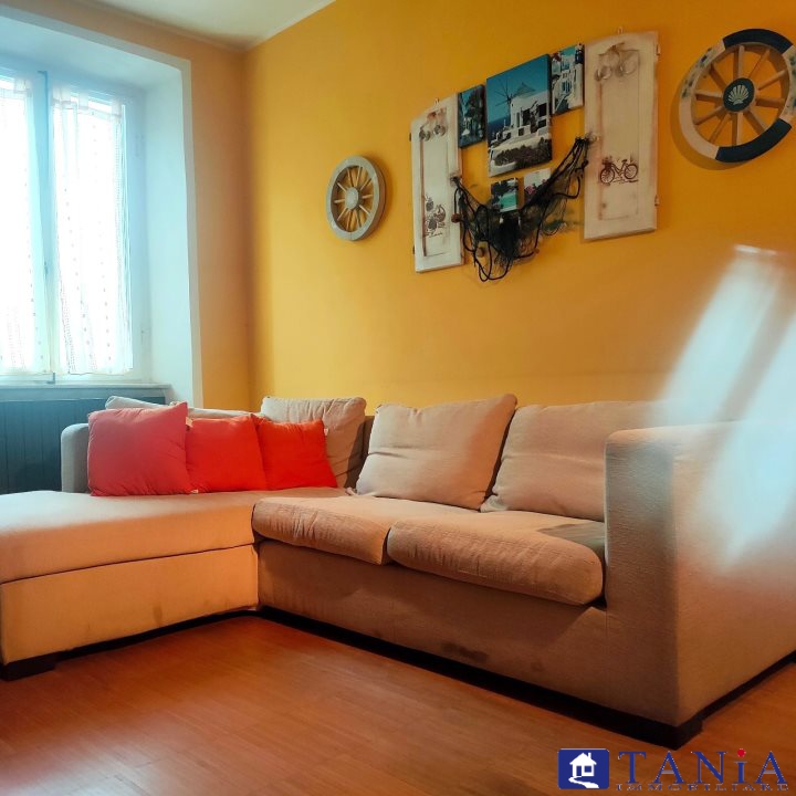 Immagine 1 di Appartamento in vendita  1 a Carrara