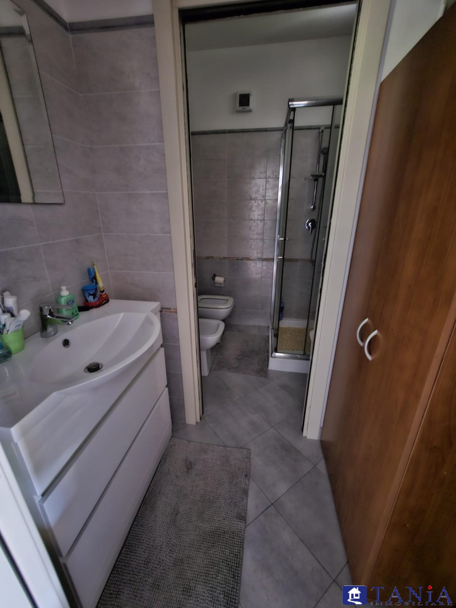 Immagine 2 di Appartamento in vendita  23 a Carrara