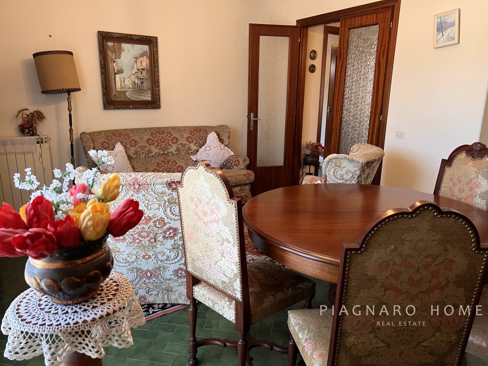 Immagine 1 di Appartamento in vendita  1 a Pontremoli