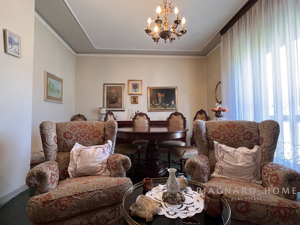 Immagine 2 di Appartamento in vendita  1 a Pontremoli