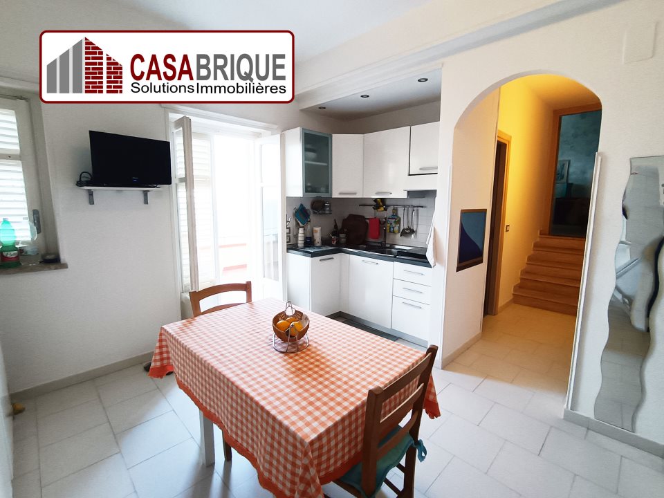 Immagine 4 di Appartamento in vendita  a Altavilla Milicia