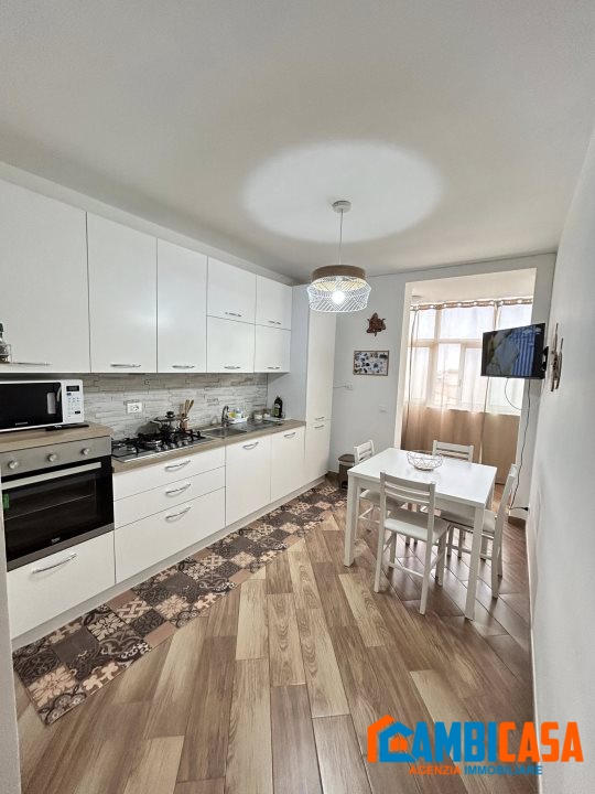 Immagine 6 di Appartamento in vendita  234 a Palermo