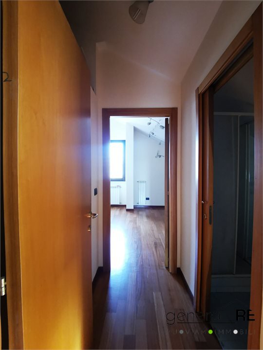 Immagine 9 di Appartamento in vendita  a Pescara