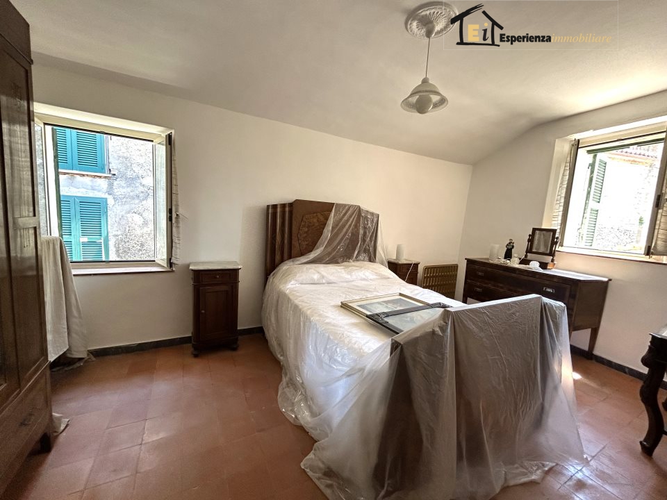 Immagine 8 di Appartamento in vendita  48 a Casperia