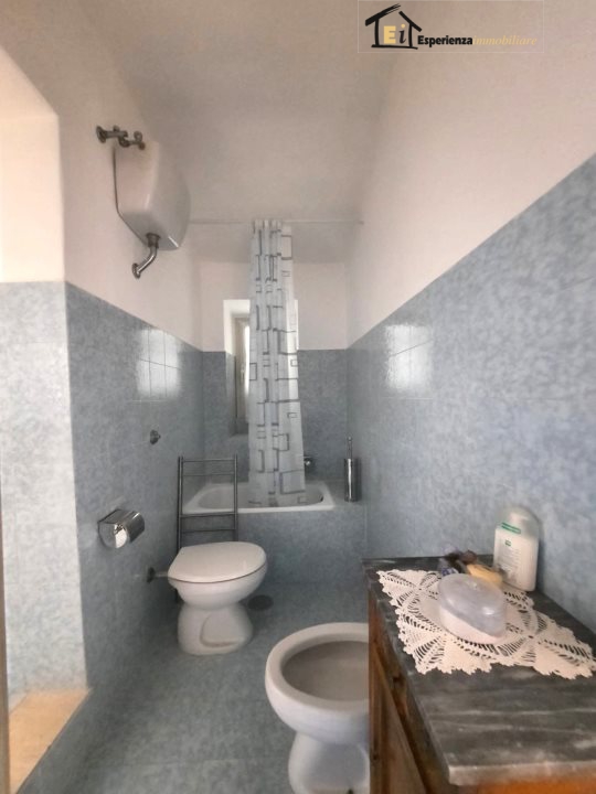 Immagine 7 di Appartamento in vendita  48 a Casperia