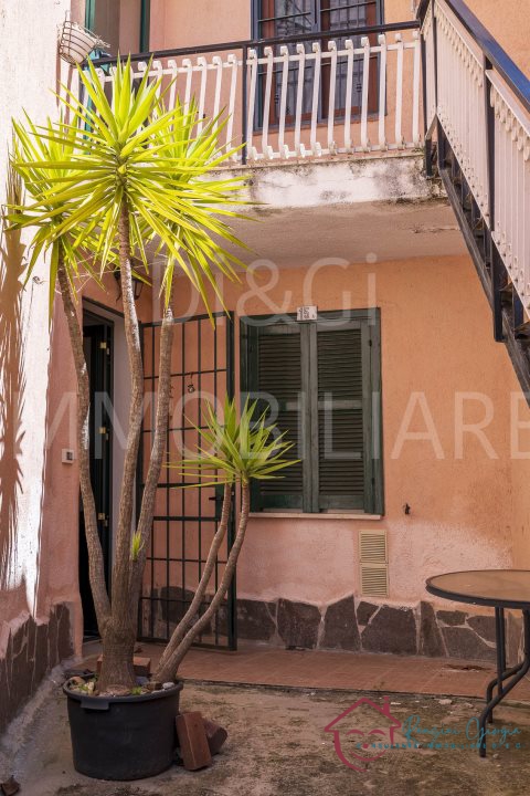 Immagine 4 di Appartamento in vendita  15/A a Vendone