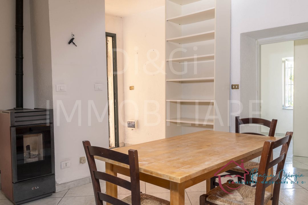 Immagine 6 di Appartamento in vendita  15/A a Vendone