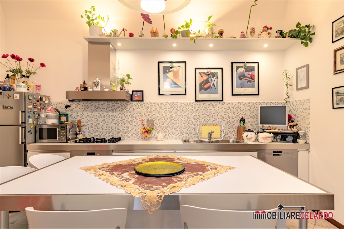 Immagine 3 di Appartamento in vendita  a Colle Di Val D'elsa