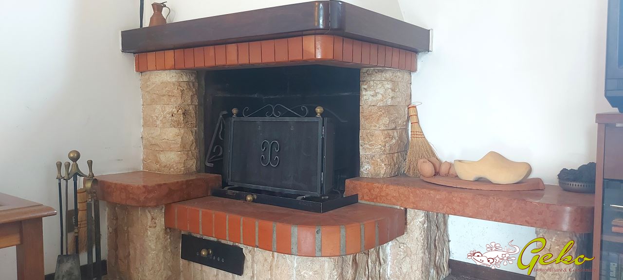 Immagine 5 di Appartamento in vendita  a Poggibonsi