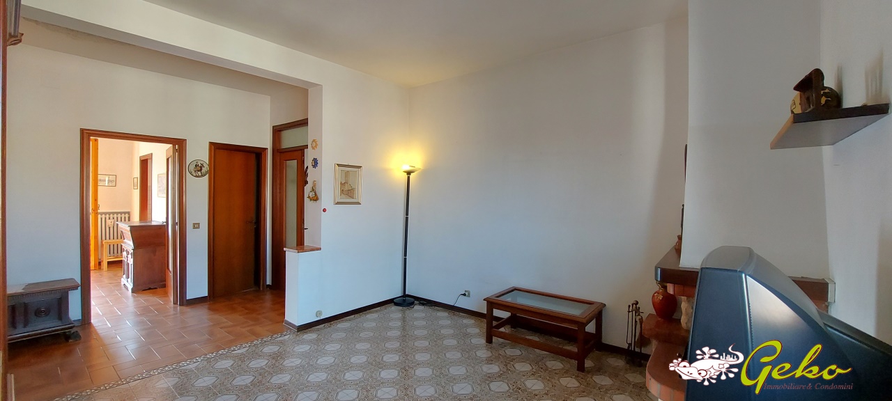 Immagine 3 di Appartamento in vendita  a Poggibonsi