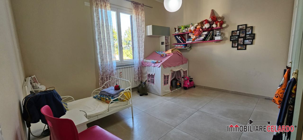 Immagine 9 di Appartamento in vendita  a Colle Di Val D'elsa