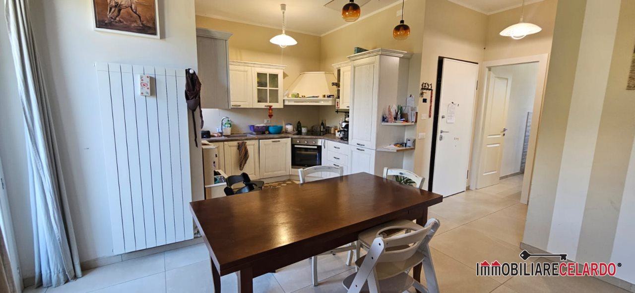 Immagine 3 di Appartamento in vendita  a Colle Di Val D'elsa