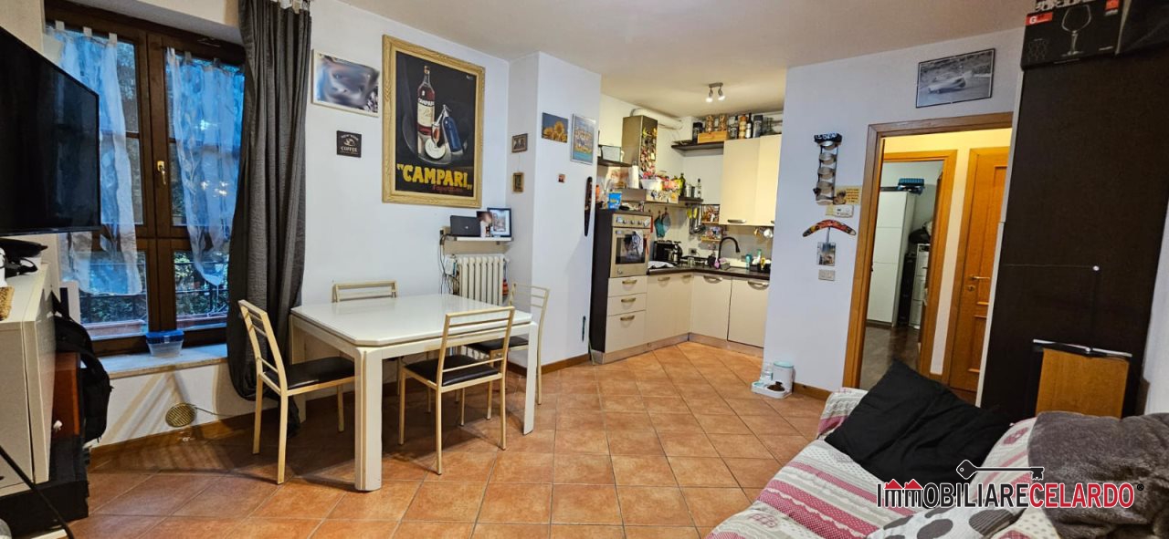 Immagine 5 di Appartamento in vendita  a Poggibonsi