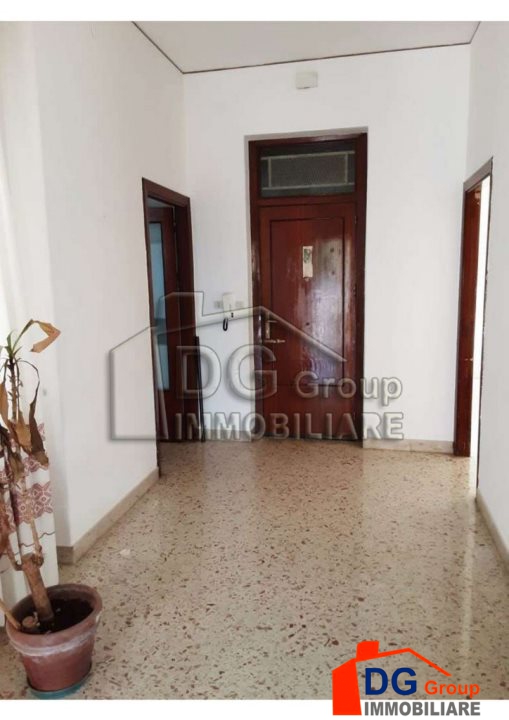 Immagine 1 di Appartamento in vendita  a Alcamo