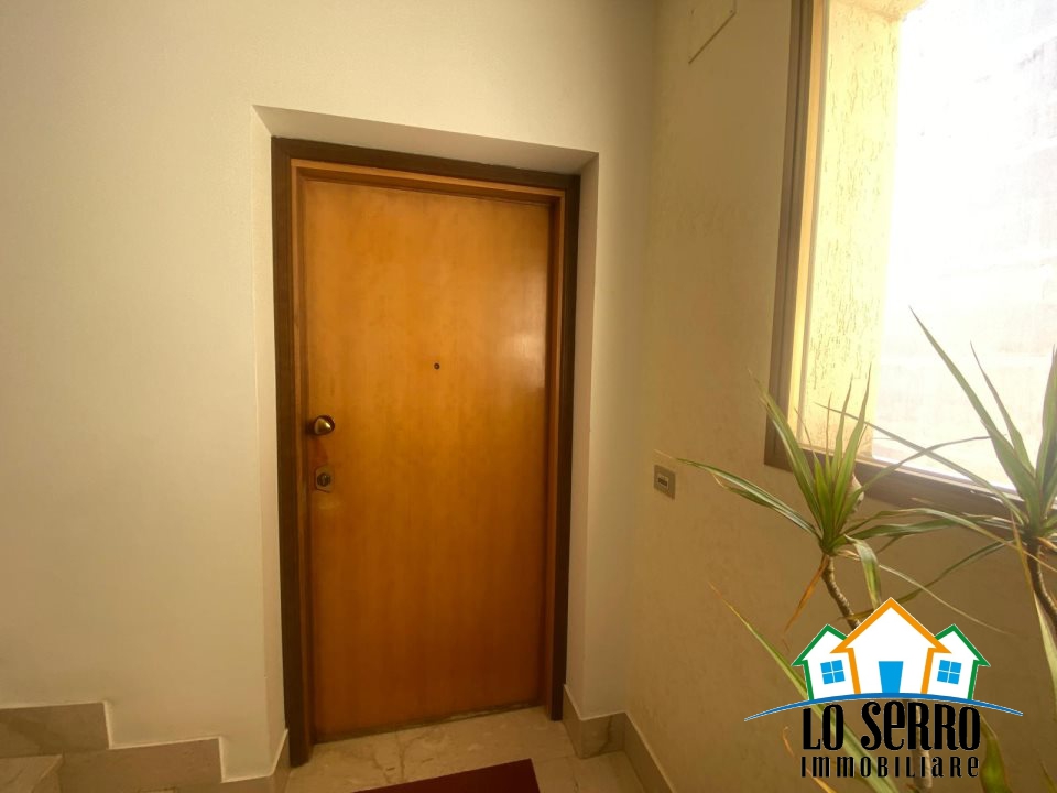 Immagine 7 di Appartamento in vendita  a Alcamo