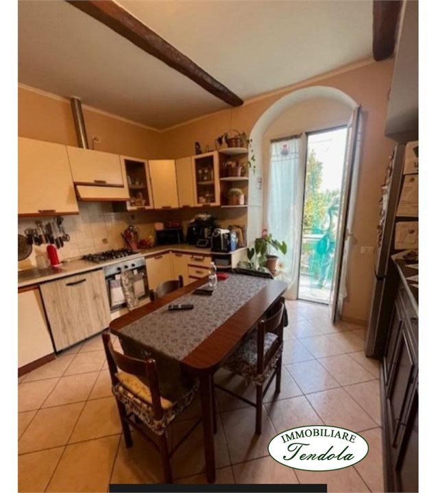 Immagine 1 di Appartamento in vendita  a Castelnuovo Magra