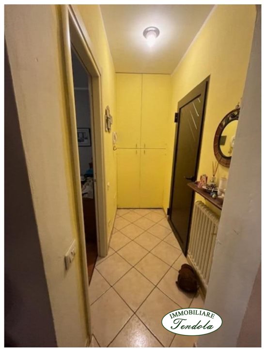 Immagine 3 di Appartamento in vendita  a Castelnuovo Magra