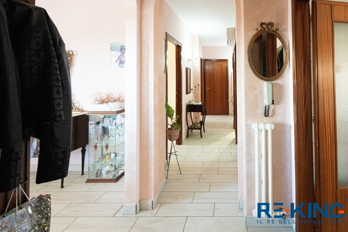 Immagine 3 di Appartamento in vendita  a Parabita