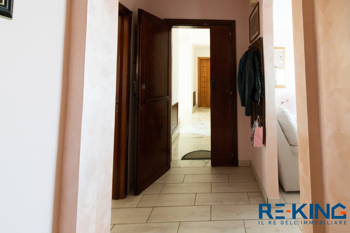 Immagine 2 di Appartamento in vendita  a Parabita