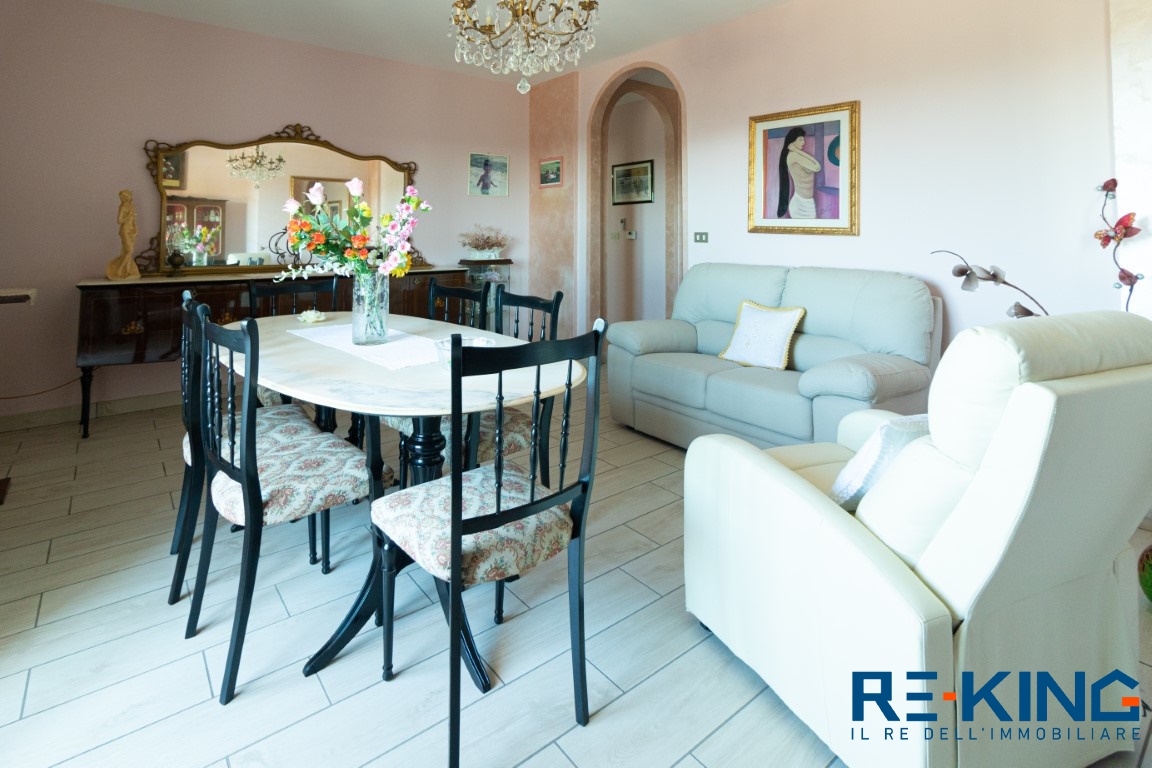 Immagine 9 di Appartamento in vendita  a Parabita