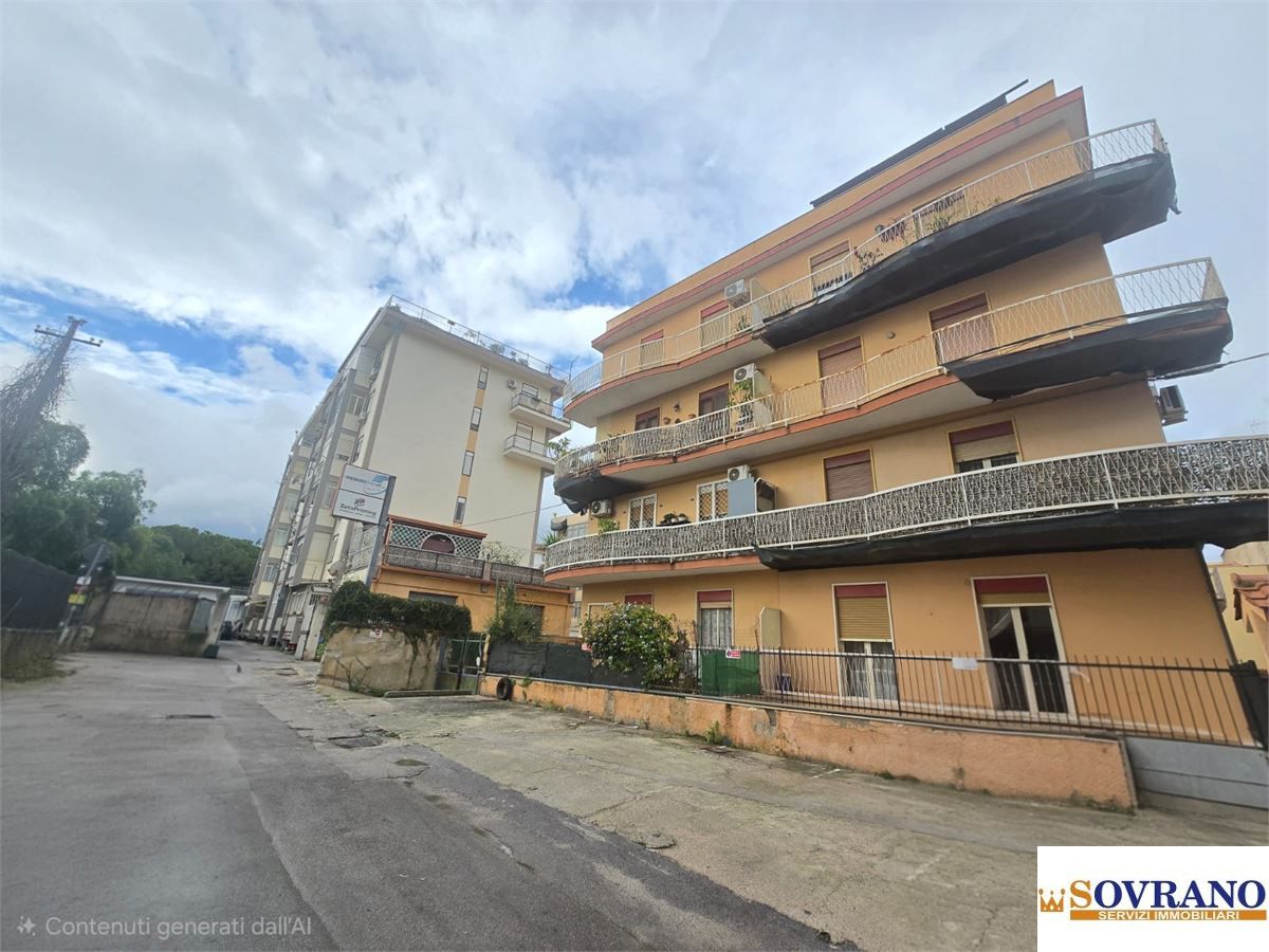 Immagine 2 di Appartamento in vendita  a Palermo