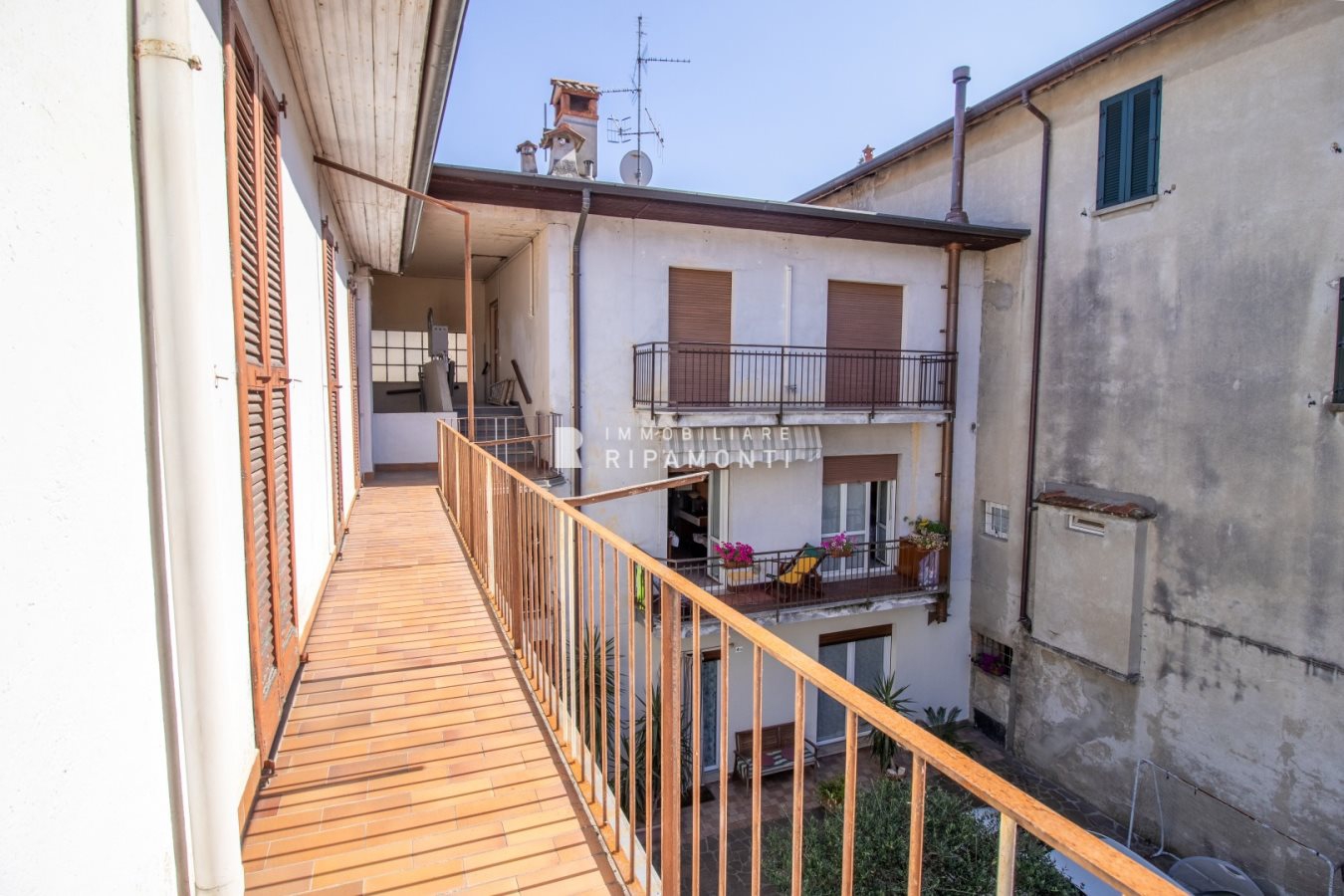 Immagine 9 di Appartamento in vendita  a Oggiono