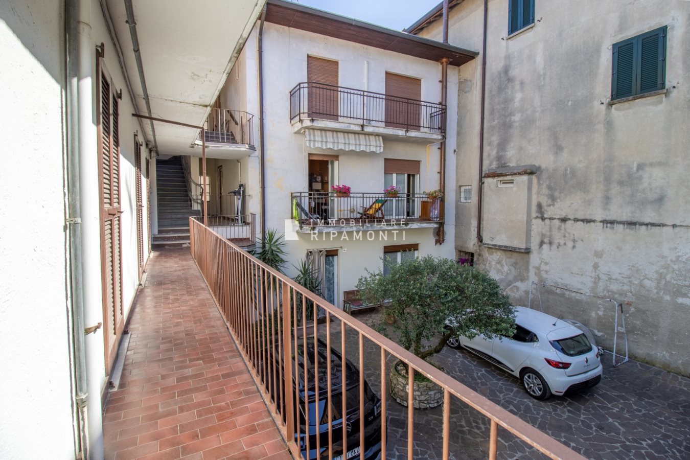 Immagine 4 di Appartamento in vendita  a Oggiono