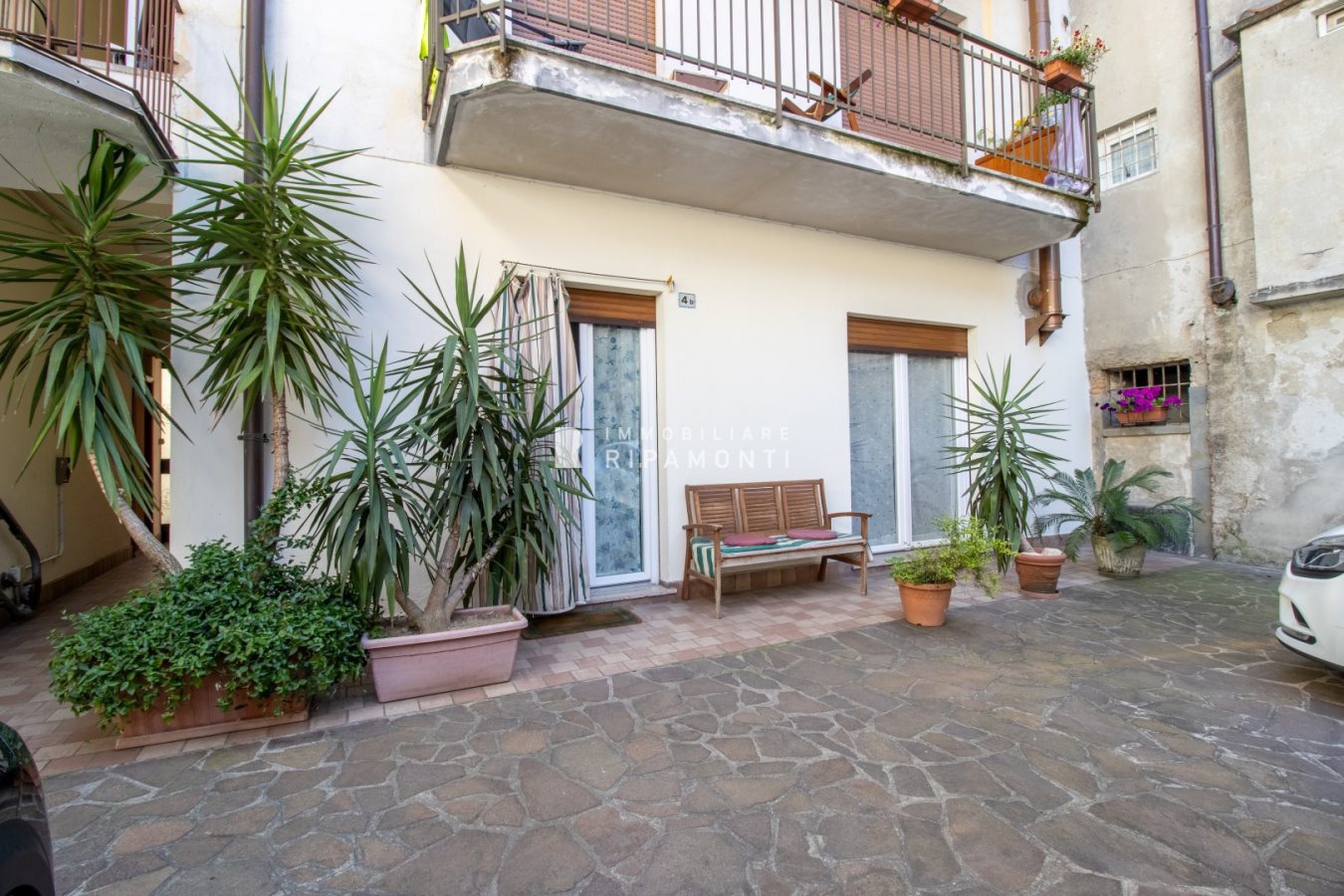 Immagine 7 di Appartamento in vendita  a Oggiono