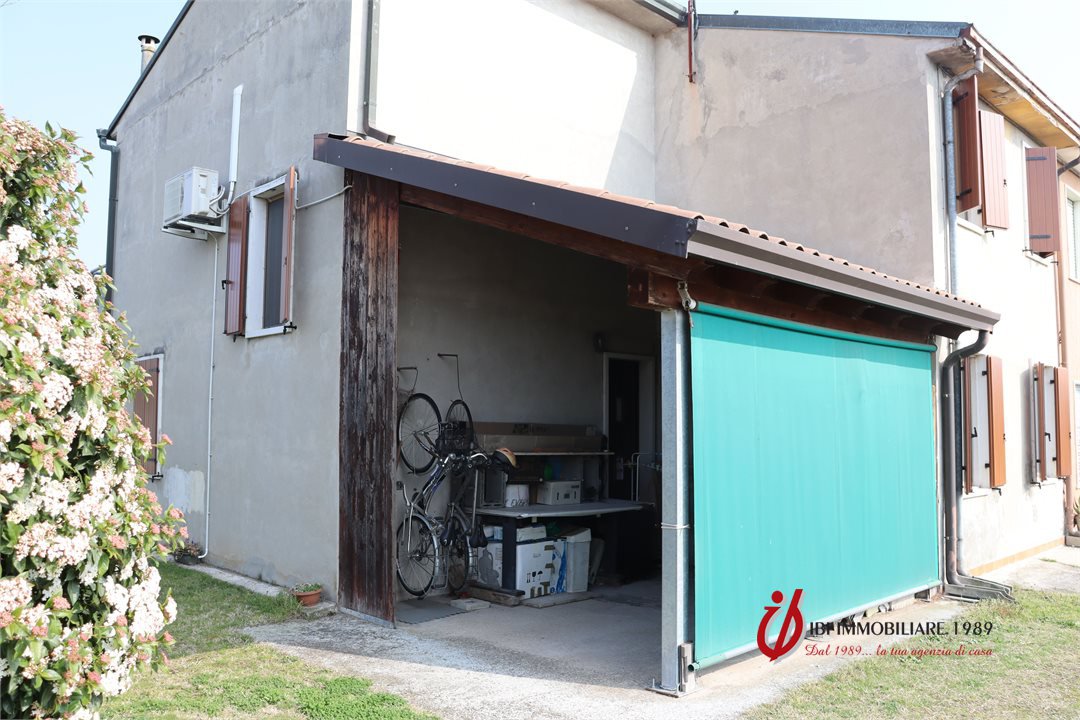 Immagine 3 di Casa semindipendente in vendita  a Buttapietra