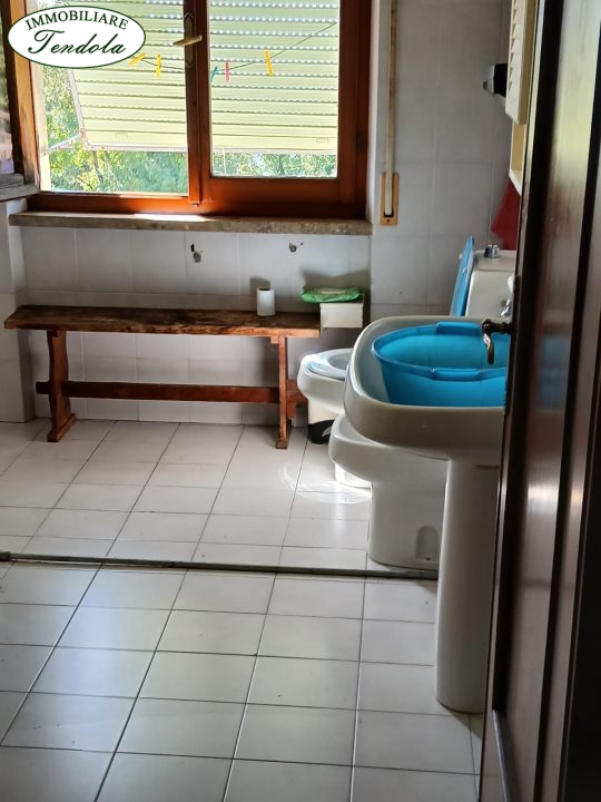 Immagine 9 di Casa semindipendente in vendita  a Castelnuovo Magra