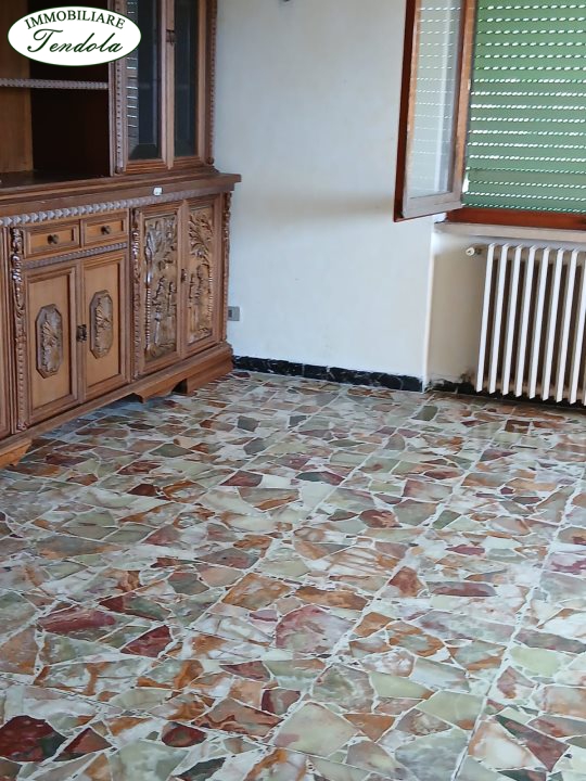 Immagine 6 di Casa semindipendente in vendita  a Castelnuovo Magra