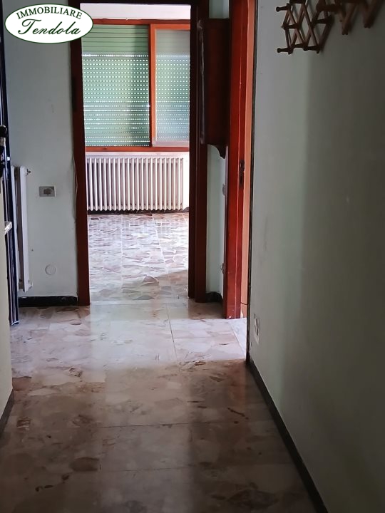 Immagine 5 di Casa semindipendente in vendita  a Castelnuovo Magra
