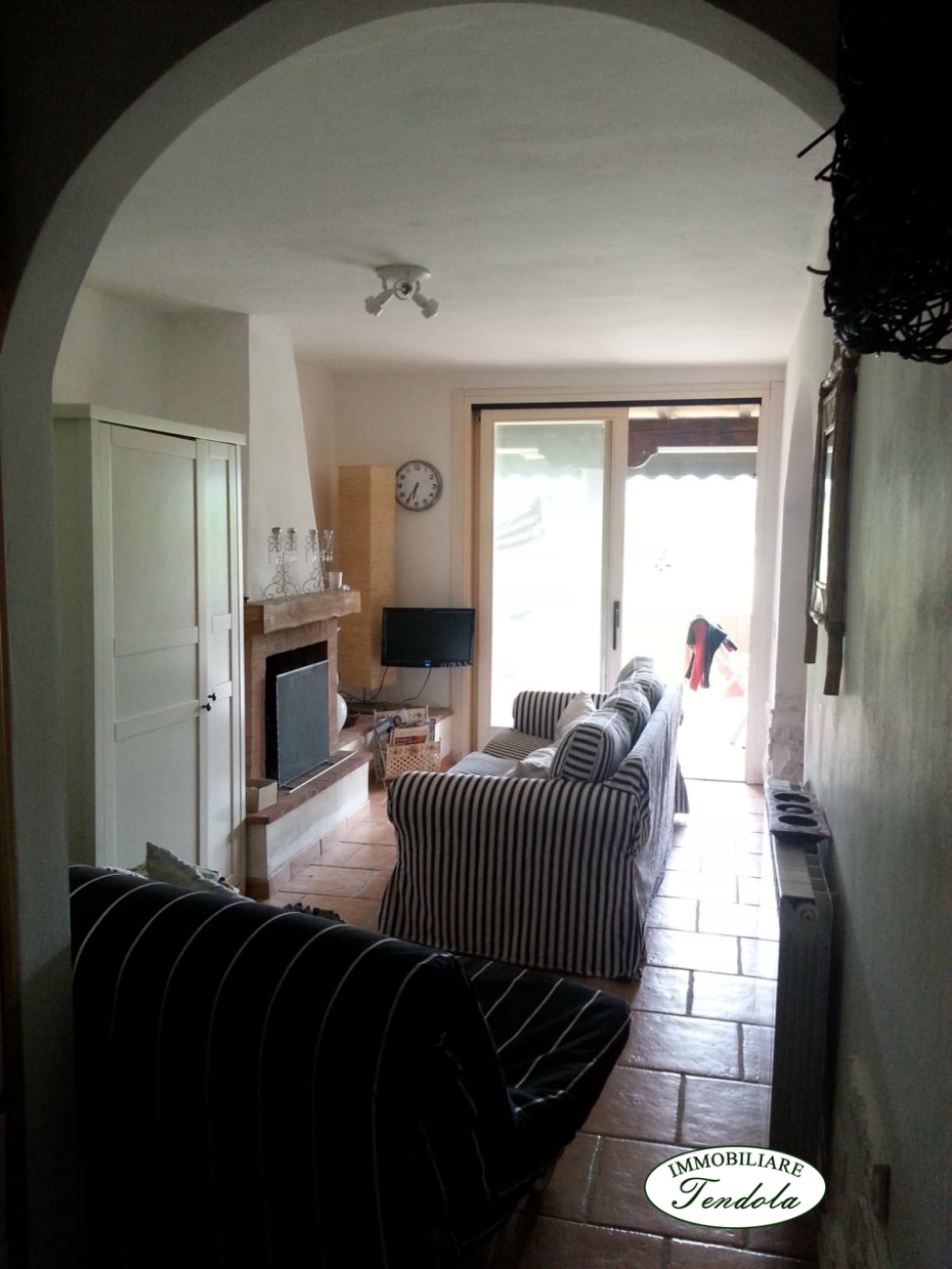 Immagine 7 di Casa semindipendente in vendita  a Sarzana