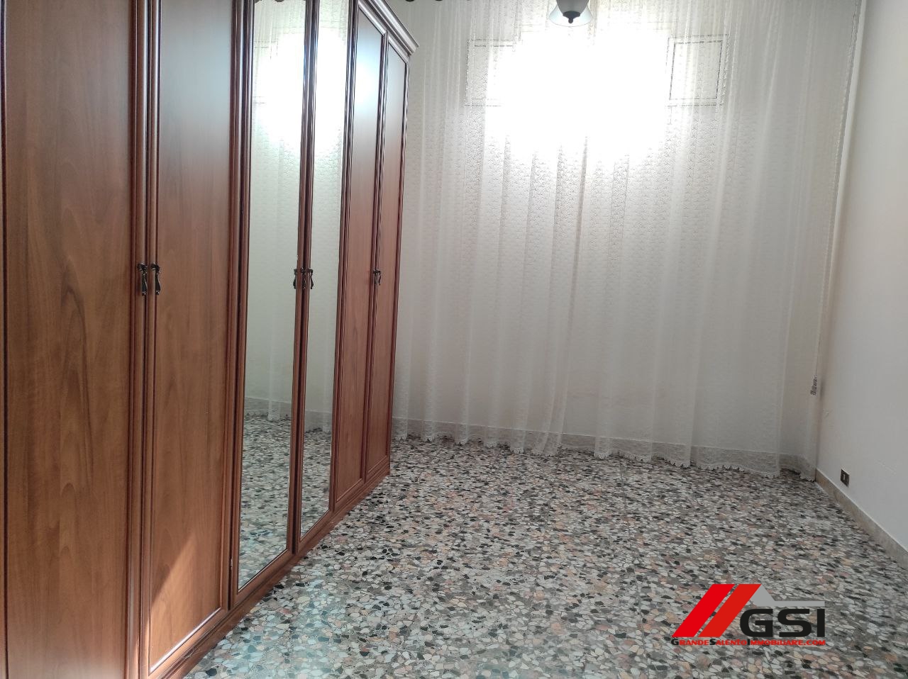 Immagine 9 di Villa in vendita  10 a San Michele Salentino