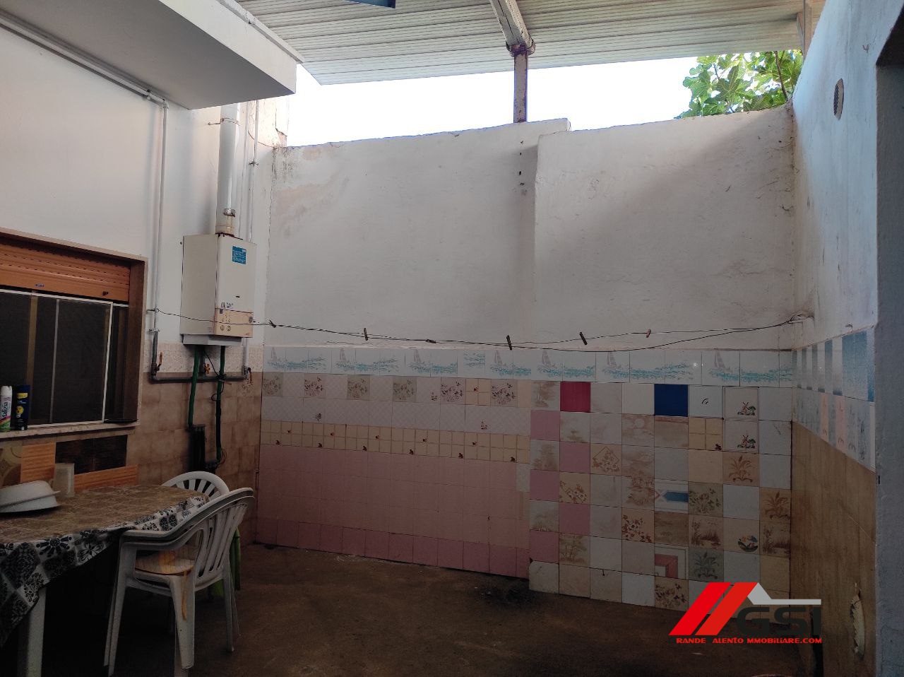 Immagine 2 di Villa in vendita  10 a San Michele Salentino