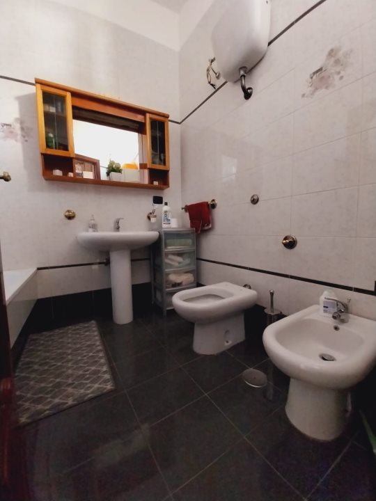 Immagine 9 di Villa in vendita  10 a Caivano