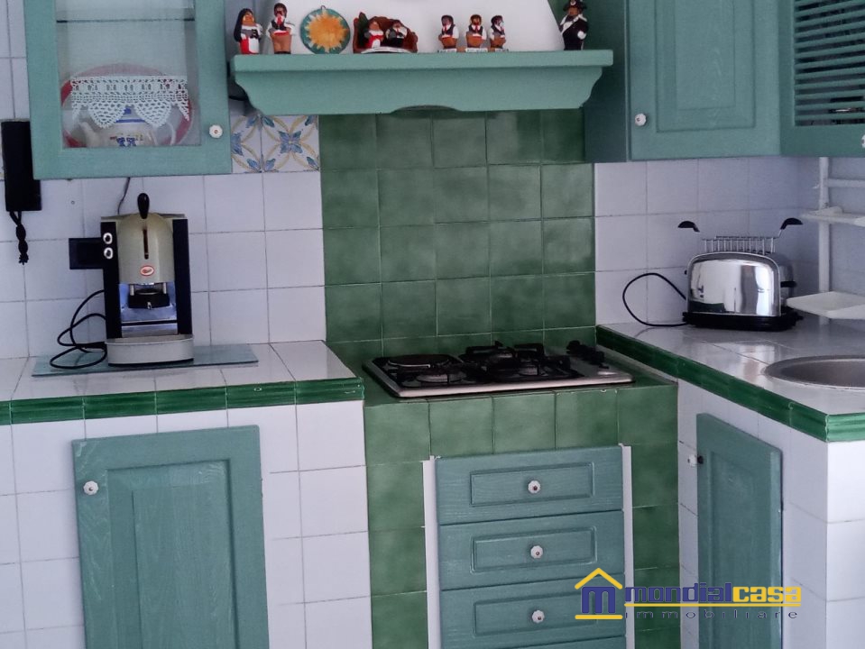 Immagine 4 di Casa indipendente in vendita  a Pachino