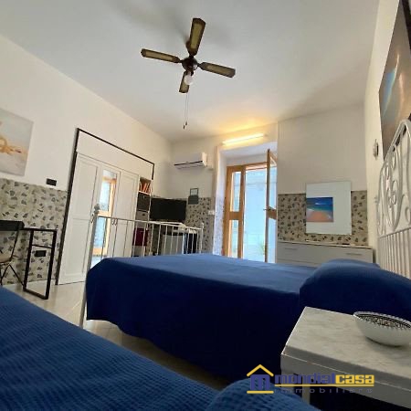 Immagine 9 di Casa indipendente in vendita  a Pachino