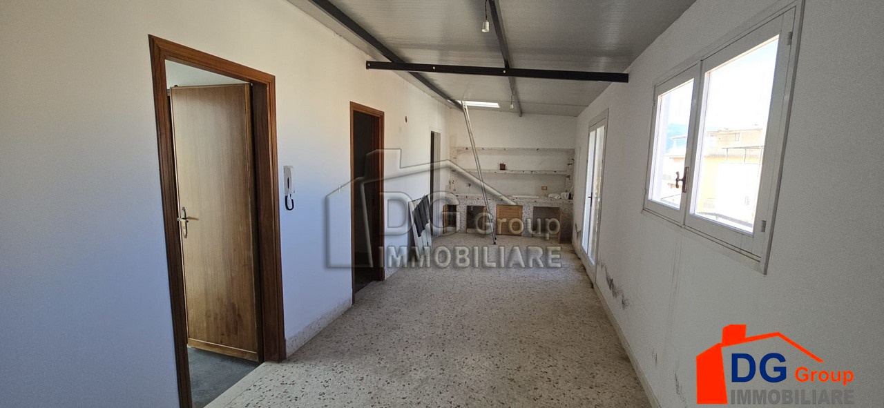 Immagine 4 di Casa indipendente in vendita  a Alcamo