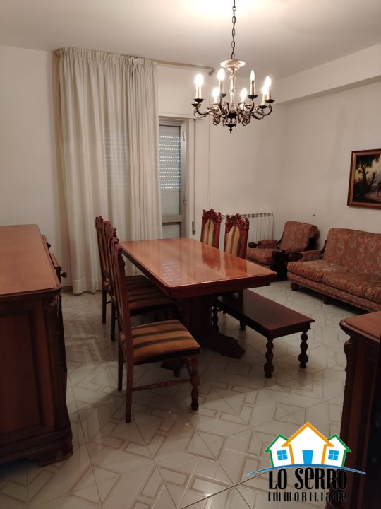 Immagine 2 di Villa in vendita  a Alcamo