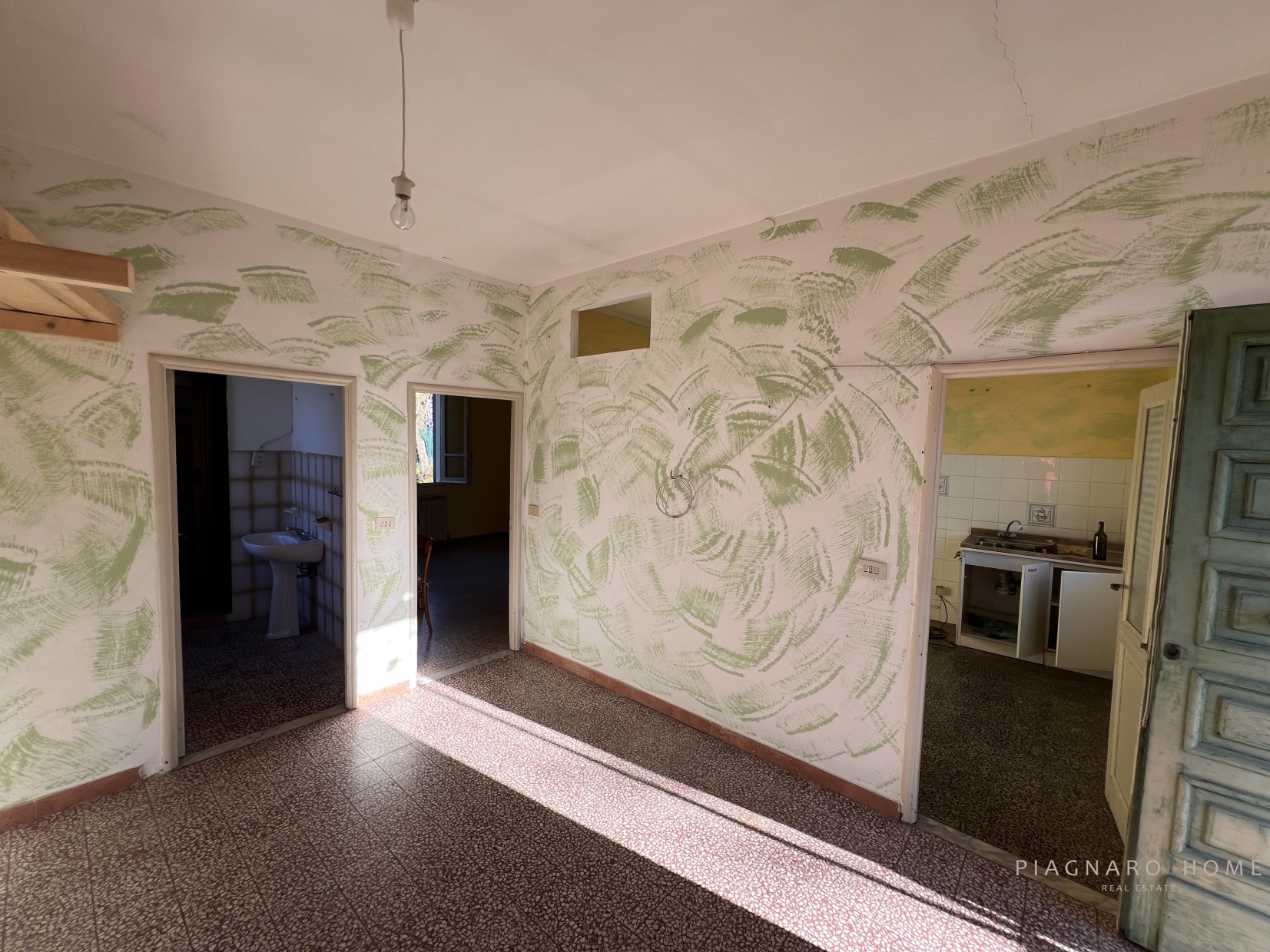 Immagine 6 di Rustico / casale in vendita  a Filattiera