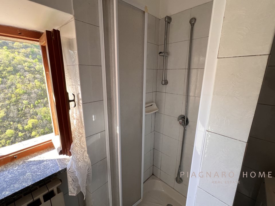 Immagine 10 di Rustico / casale in vendita  a Filattiera