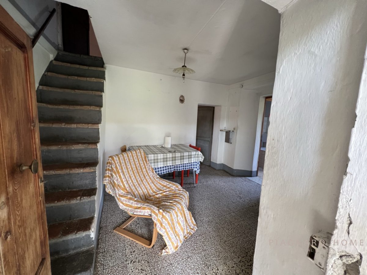 Immagine 4 di Rustico / casale in vendita  a Filattiera